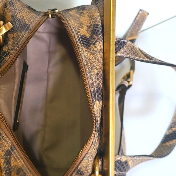 Vittoria Napoli snake print crossbody bag - Picture 14 of 16